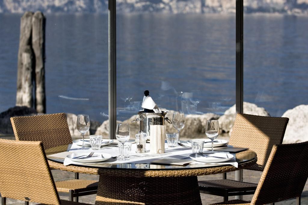 Kite & Lounge Hotel Club Da Baia Бренцоне-суль-Гарда Экстерьер фото